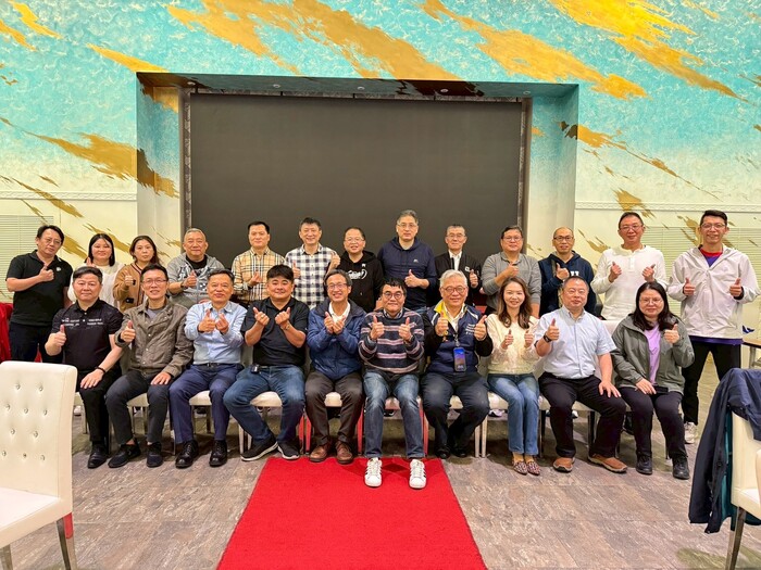 2025觀光運輸學院碩專與碩士班校友年終餐會圖片