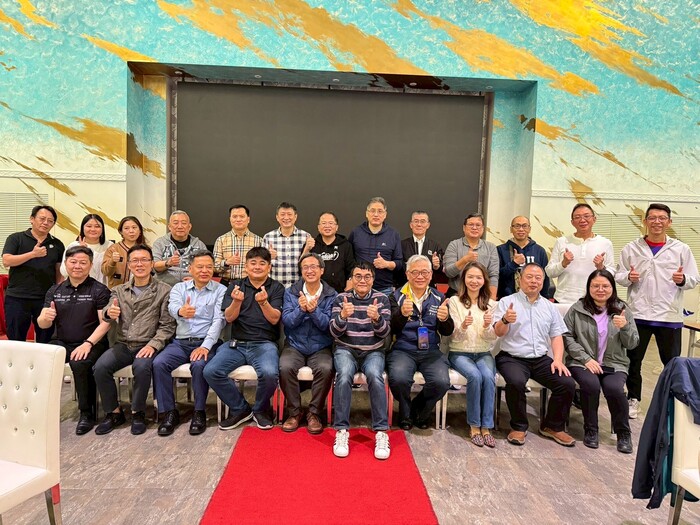 2025觀光運輸學院碩專與碩士班校友年終餐會圖片
